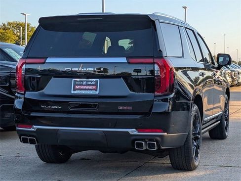 New 2026 GMC Yukon Denali w/ Sun & Power Step Package image 4