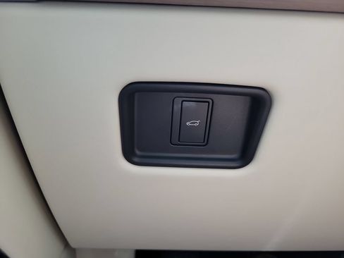 Used 2025 Land Rover Range Rover SE AWD/4WD image 30