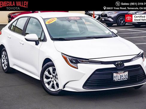 Certified 2025 Toyota Corolla LE image 1