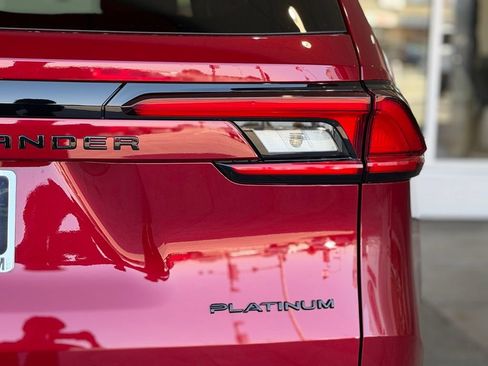New 2026 Toyota Grand Highlander AWD Hybrid image 12
