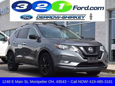 Used 2018 Nissan Rogue SV w/ Premium Package AWD/4WD image 1