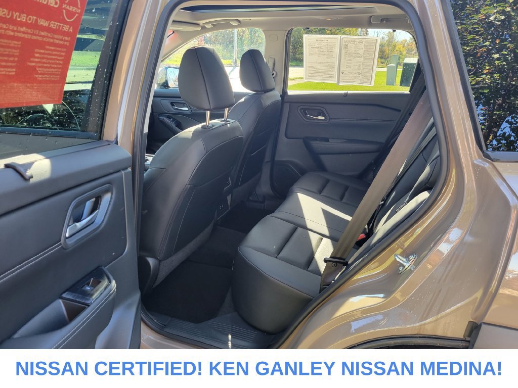 Certified 2024 Nissan Rogue SV w/ SV Premium Package AWD/4WD image 42