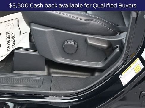 New 2025 Ford Bronco Badlands image 13