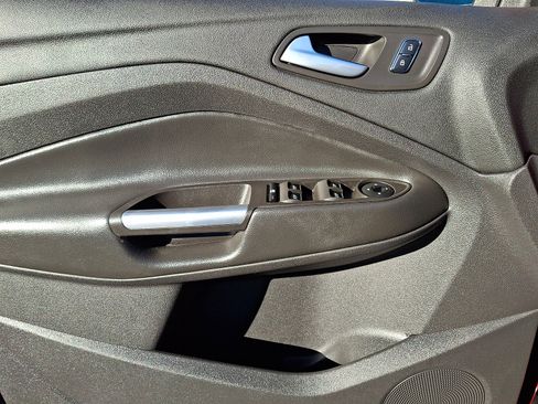 Used 2014 Ford Escape SE w/ Equipment Group 201A image 12