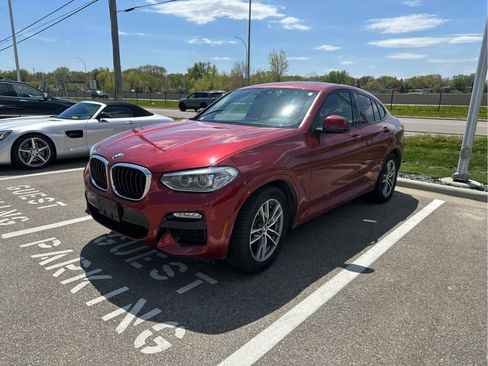 Used 2019 BMW X4 xDrive30i w/ M Sport Package AWD/4WD image 3