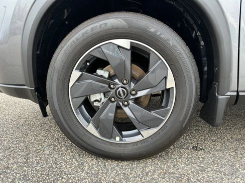 New 2026 Nissan Rogue SV image 11