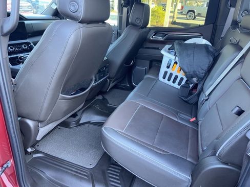 Used 2024 GMC Sierra 1500 Denali image 7