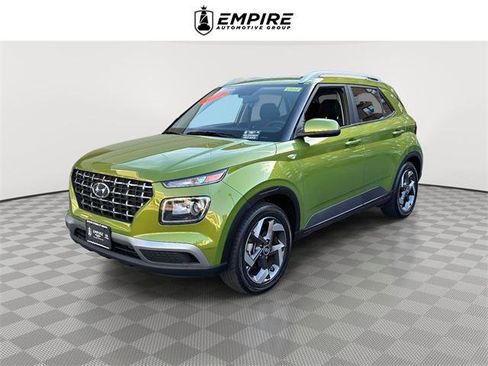 Certified 2024 Hyundai Venue SEL image 1