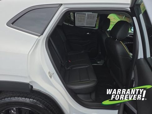 Used 2024 Chevrolet Trax ACTIV w/ Driver Confidence Package FWD image 16