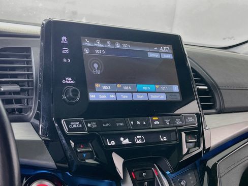 Used 2023 Honda Odyssey Touring image 15