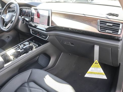 New 2026 Volkswagen Atlas SE AWD/4WD image 41