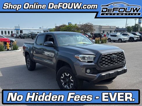 Used 2020 Toyota Tacoma TRD Off-Road AWD/4WD image 1