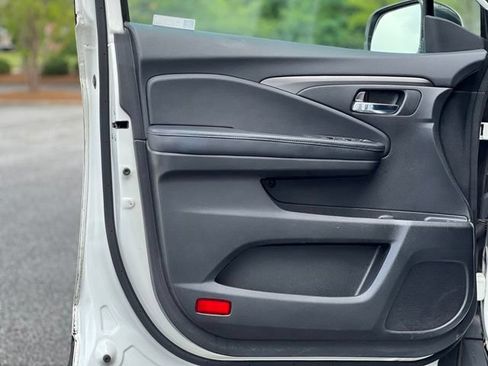 Used 2018 Honda Pilot EX-L image 10