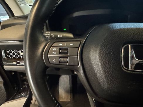 Used 2023 Honda Accord EX-L image 12