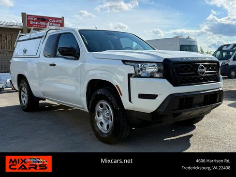 Used 2022 Nissan Frontier S RWD image 1