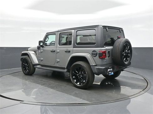 Used 2023 Jeep Wrangler Unlimited Sahara image 5