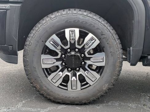 Used 2024 GMC Sierra 3500 Denali w/ Denali Reserve Package AWD/4WD image 13