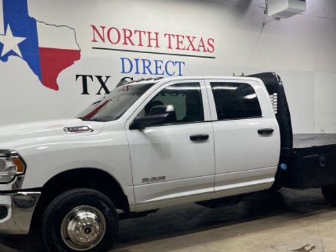 Used 2022 RAM 3500 Tradesman w/ Chrome Appearance Group AWD/4WD image 11