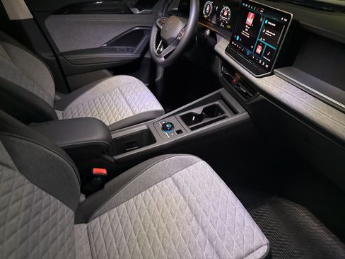 New 2025 Volkswagen Tiguan S image 26