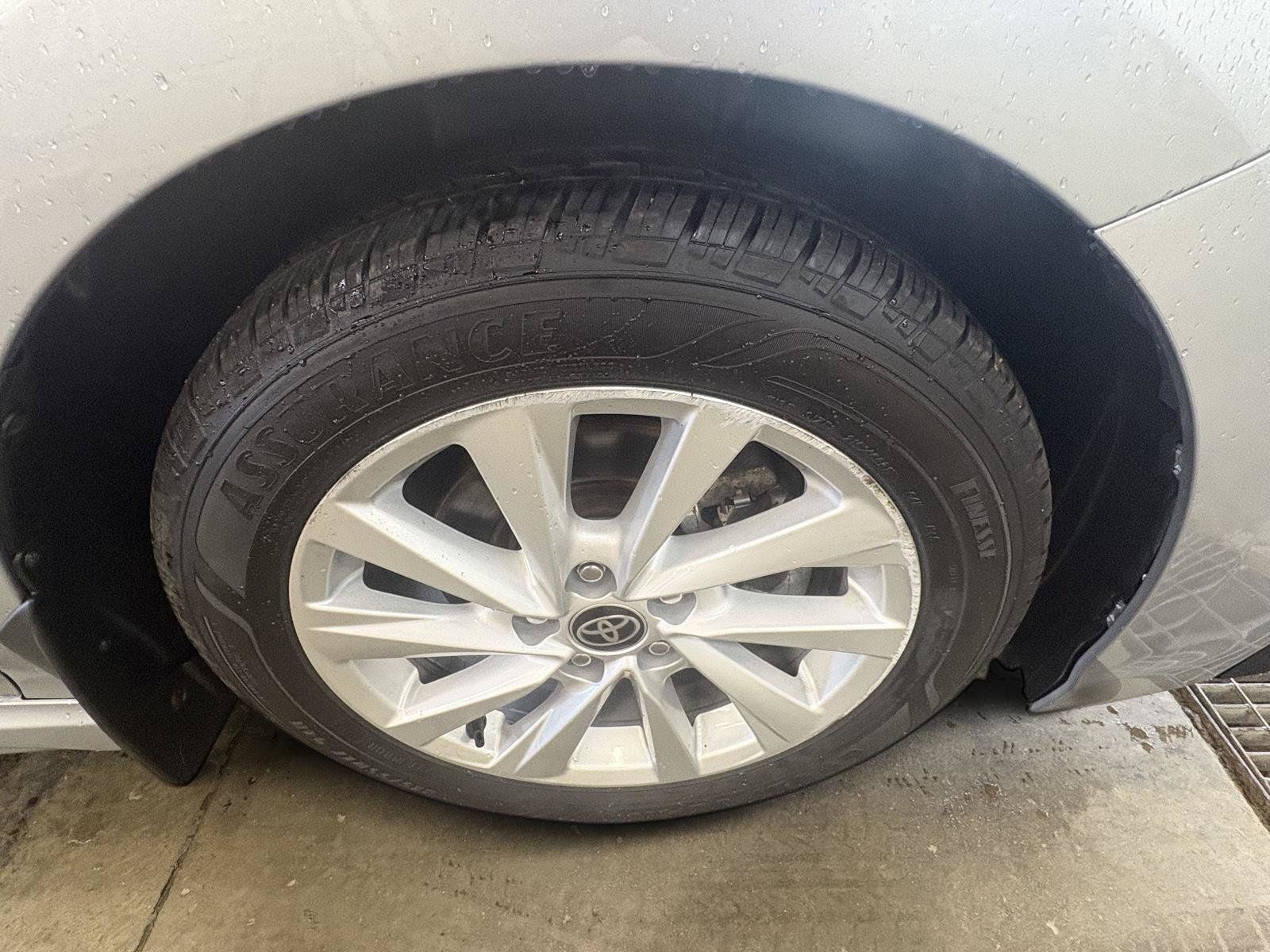 Used 2024 Toyota Camry SE FWD image 12