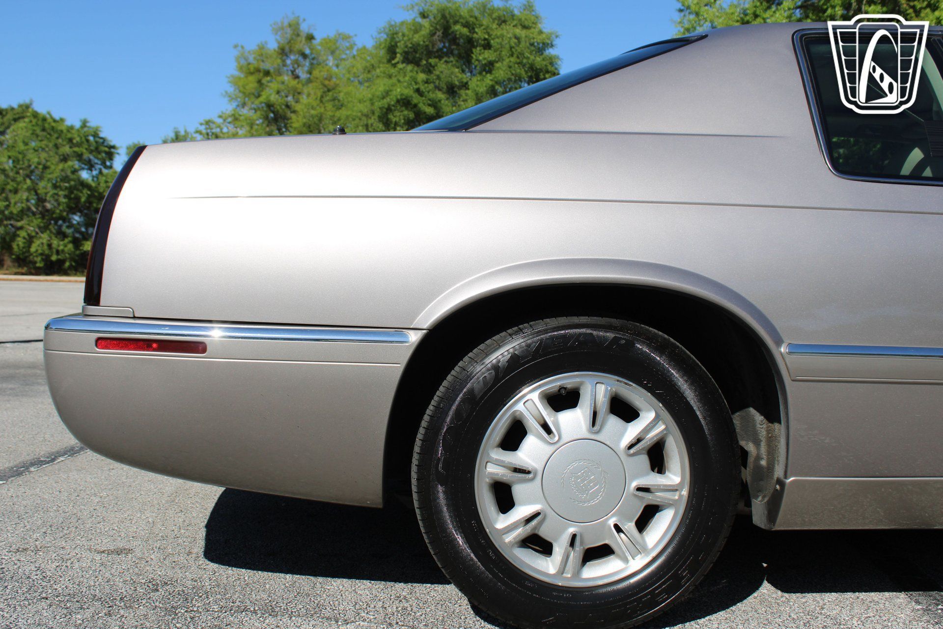 Used 1996 Cadillac Eldorado FWD image 34