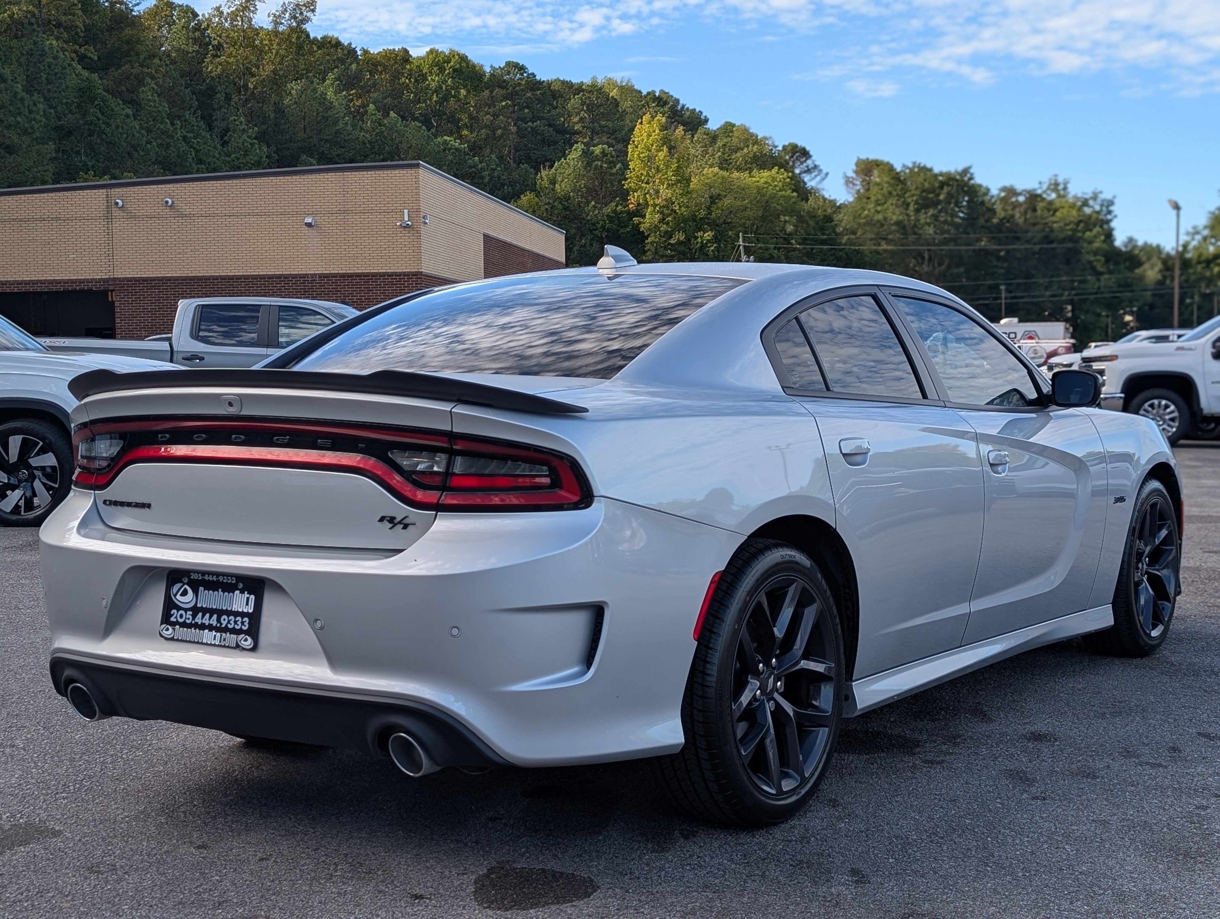 Used 2023 Dodge Charger R/T w/ Plus Group RWD image 9