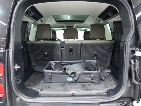 Used 2023 Land Rover Defender 110 S AWD/4WD image 24