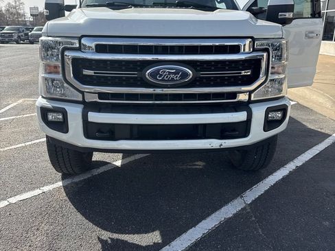 Used 2020 Ford F250 Lariat w/ Lariat Ultimate Package image 9