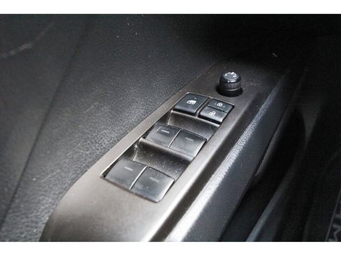 Used 2022 Toyota Camry LE image 20