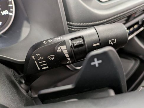 Used 2023 Nissan Rogue SV image 19