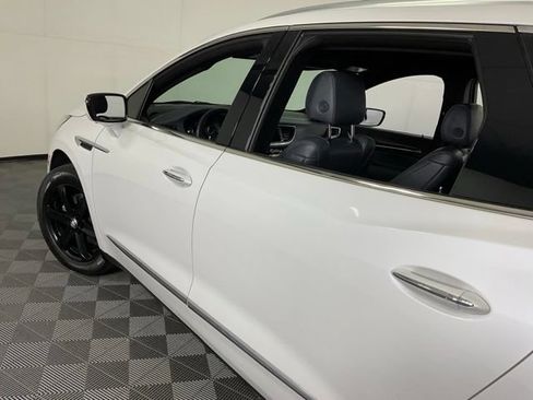 Used 2024 Buick Enclave Essence w/ Sport Touring Edition FWD image 40