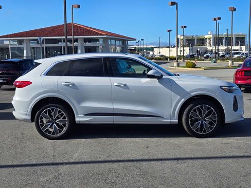 Certified 2025 Audi Q5 Premium Plus w/ Premium Plus image 34