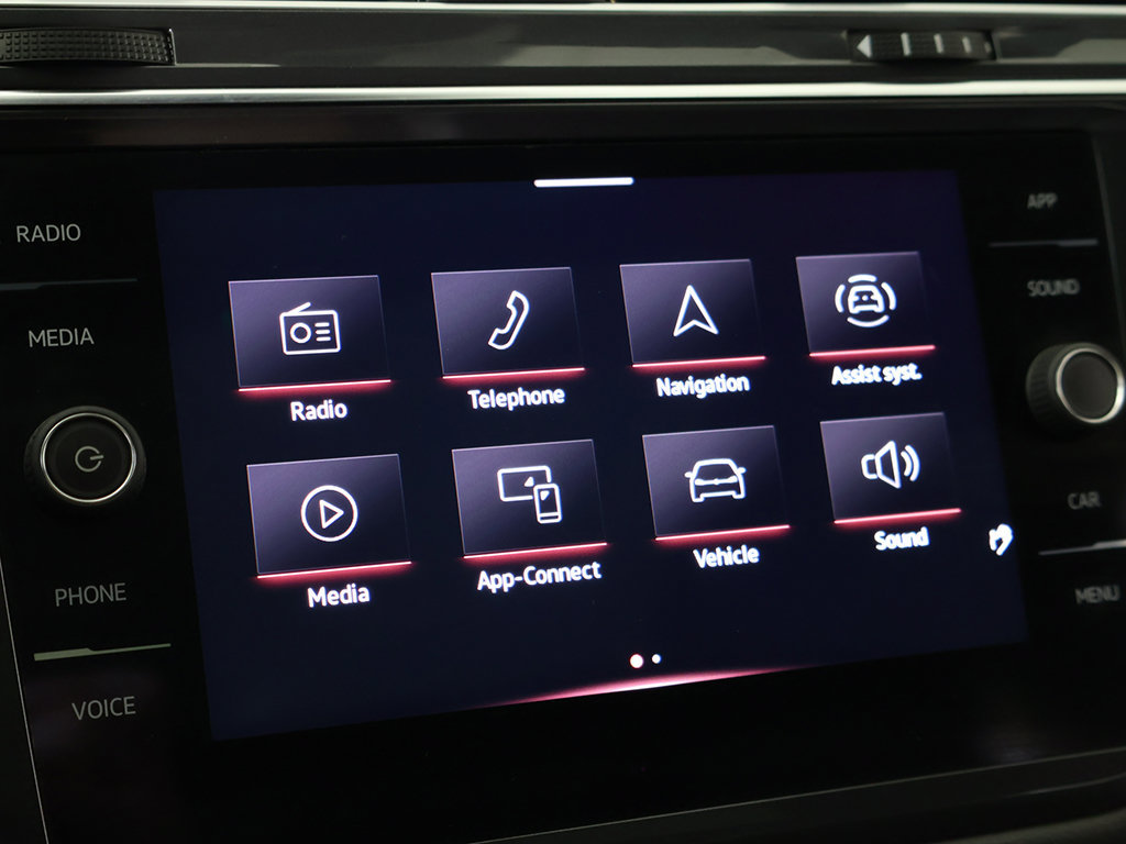 Used 2023 Volkswagen Tiguan SE R-Line FWD image 50