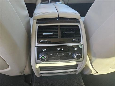 Used 2021 BMW 740i 740i w/ Premium Package image 19