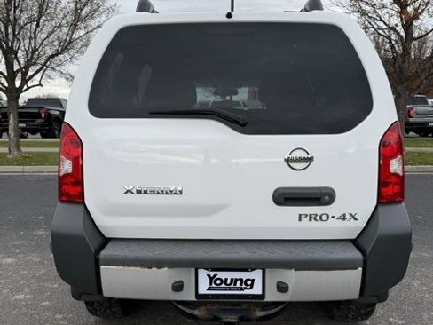 Used 2012 Nissan Xterra PRO-4X image 7