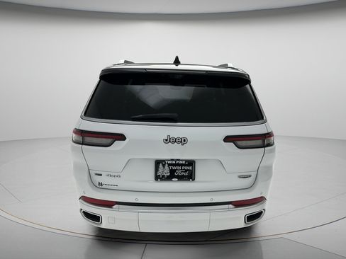 Used 2023 Jeep Grand Cherokee L Summit AWD/4WD image 7