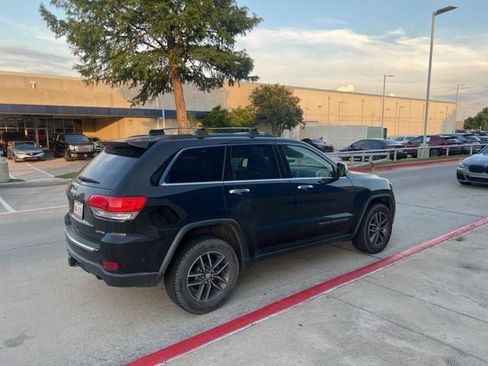 Used 2017 Jeep Grand Cherokee Limited w/ Luxury Group II AWD/4WD image 6