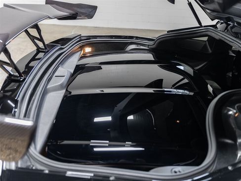 Used 2019 Chevrolet Corvette ZR1 RWD image 39