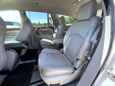 Used 2011 Buick Enclave CXL w/ Trailering Provision Package AWD/4WD image 19