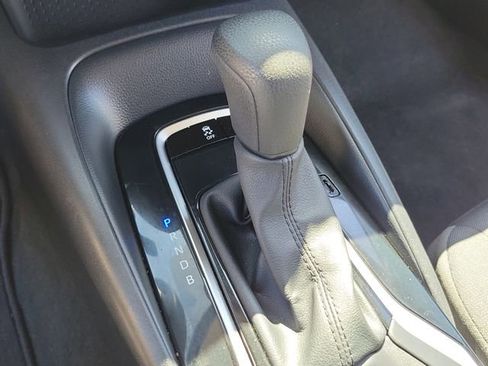 Used 2024 Toyota Corolla LE image 28