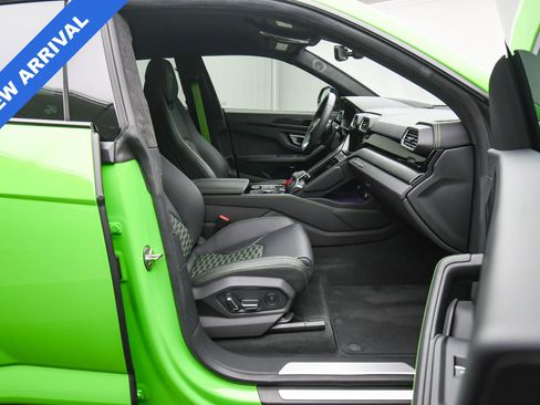 Used 2023 Lamborghini Urus S image 48