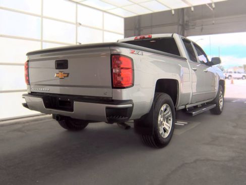 Used 2018 Chevrolet Silverado 1500 LT w/ All Star Edition AWD/4WD image 5