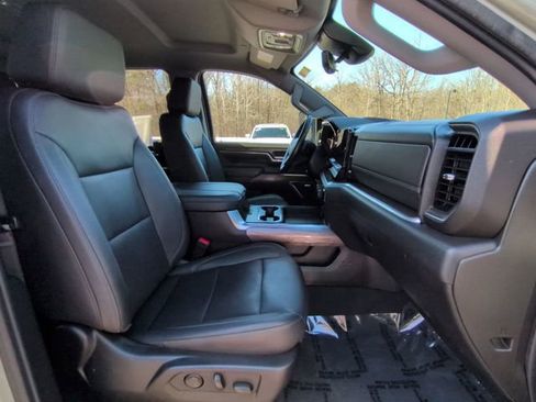 Used 2024 Chevrolet Silverado 3500 LTZ w/ LTZ Premium Package image 28