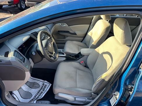 Used 2012 Honda Civic LX image 11