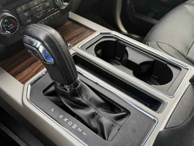 Used 2015 Ford F150 Lariat w/ Equipment Group 502A Luxury RWD image 18