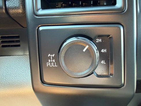 Used 2017 Ford F150 XL w/ XL Power Equipment Group AWD/4WD image 19