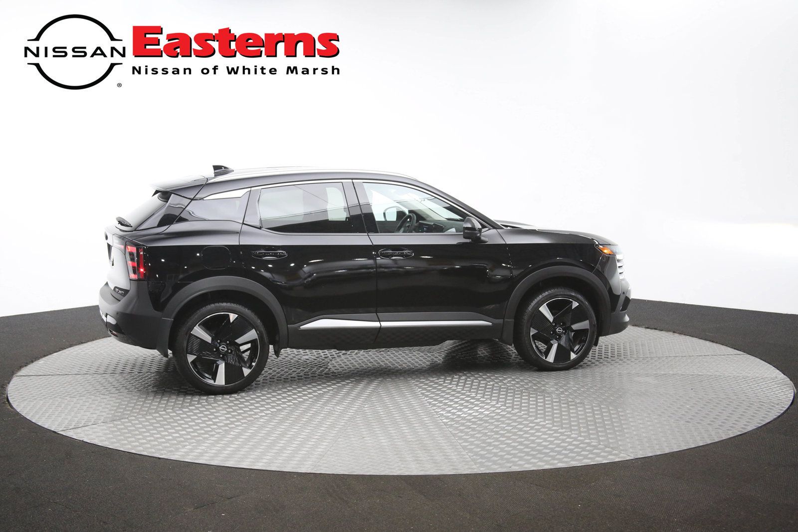 Used 2026 Nissan Kicks SR w/ SR Premium Package AWD/4WD image 46