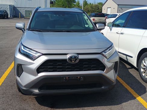 Used 2024 Toyota RAV4 XLE w/ Convenience Package AWD/4WD image 2