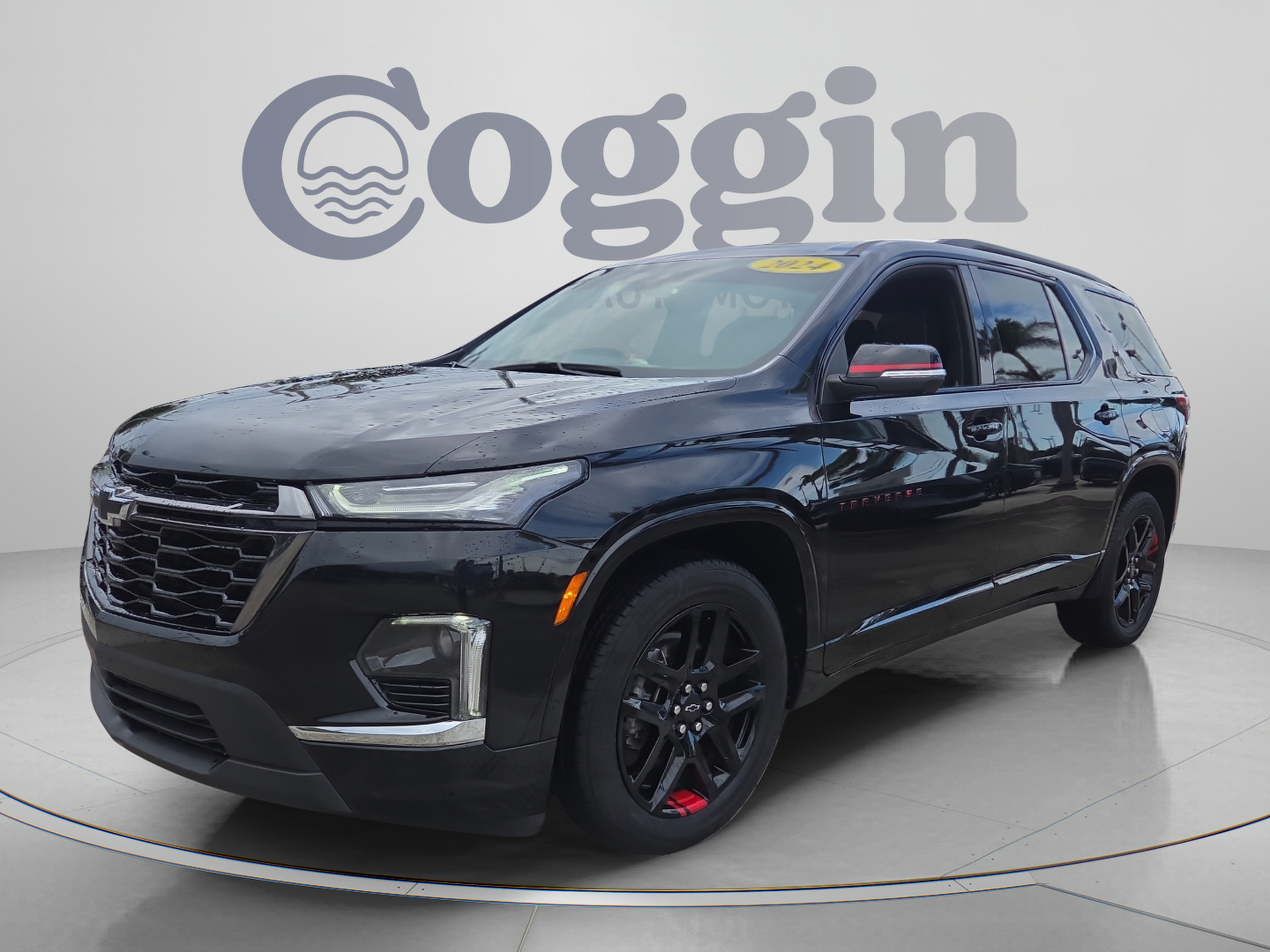 Used 2024 Chevrolet Traverse Premier w/ Redline Edition FWD image 1