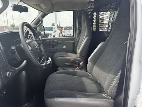 Used 2024 GMC Savana 2500 w/ Driver Convenience Package RWD image 26